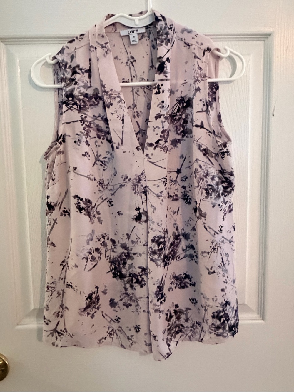 Bar III Sleeveless V-Neck Floral Blouse in Light Lavender
